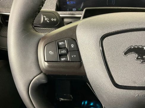 Used 2023 Ford Mustang Mach-E Premium image 24