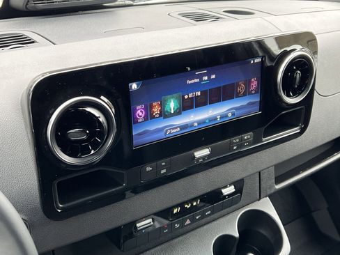 New 2025 Mercedes-Benz Sprinter 2500 image 22