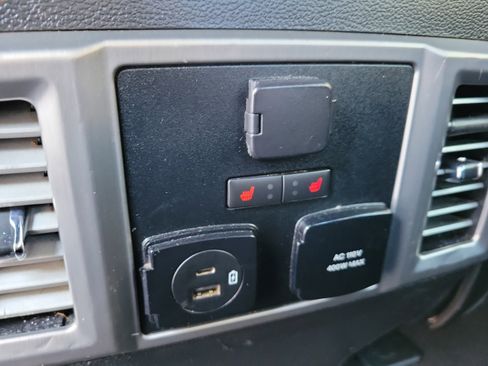 Used 2020 Ford F250 Platinum w/ Tremor Off-Road Package image 13