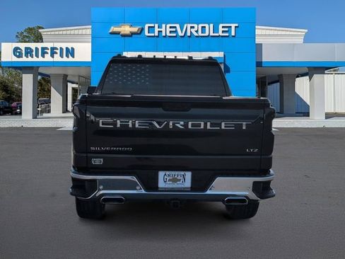 Used 2025 Chevrolet Silverado 1500 LTZ AWD/4WD image 8