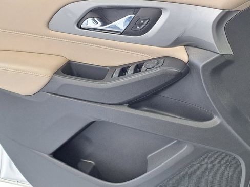 Used 2024 Chevrolet Traverse LS w/ Safety Package image 21