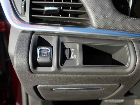 Used 2019 Cadillac XTS Luxury image 15