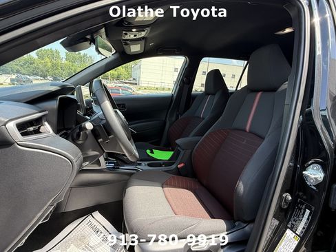 Used 2025 Toyota Corolla Cross AWD Hybrid image 4