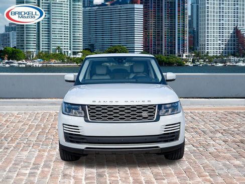 Used 2018 Land Rover Range Rover Supercharged AWD/4WD image 2