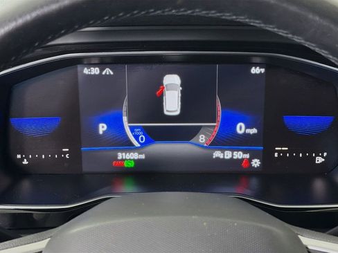 Used 2022 Volkswagen Jetta SE w/ Panoramic Sunroof Package image 15