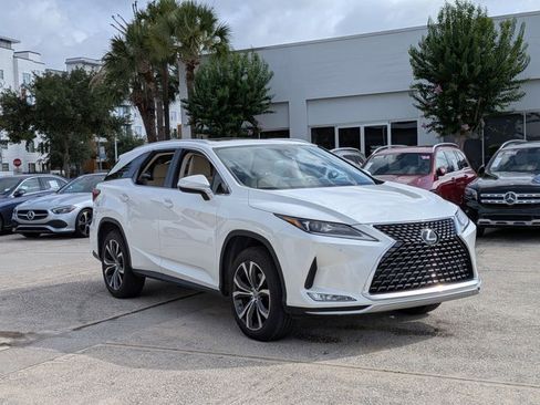Used 2022 Lexus RX 350L FWD w/ Premium Package image 3