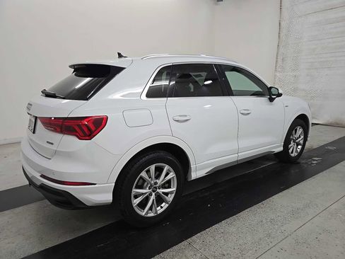 Used 2023 Audi Q3 2.0T Premium Plus w/ Premium Plus Package AWD/4WD image 3