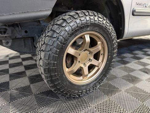 Used 2002 Toyota Tundra SR5 image 8