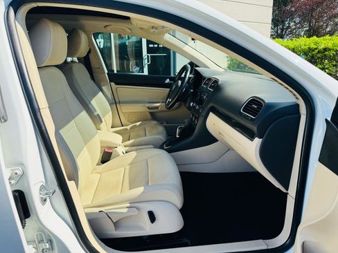 Used 2014 Volkswagen Jetta TDI image 36