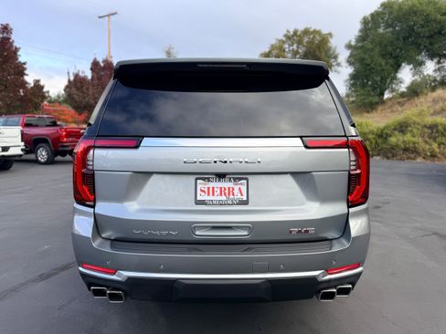 New 2026 GMC Yukon Denali image 5