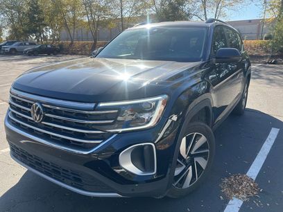 Used 2025 Volkswagen Atlas SE