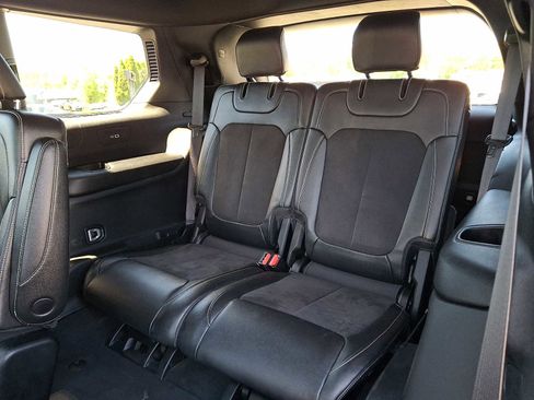Used 2023 Jeep Grand Cherokee L Laredo AWD/4WD image 10