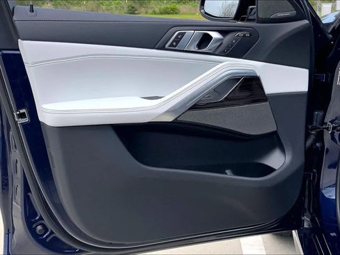 Certified 2024 BMW X6 xDrive40i w/ Premium Package image 25