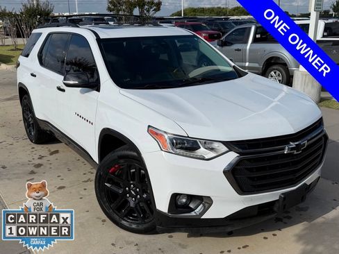 Used 2019 Chevrolet Traverse Premier w/ Redline Edition FWD image 4