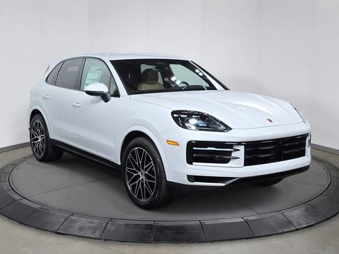 New 2026 Porsche Cayenne image 9