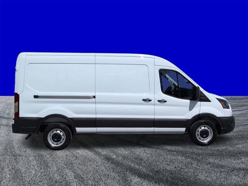 New 2026 Ford Transit 250 148 Medium Roof RWD image 3