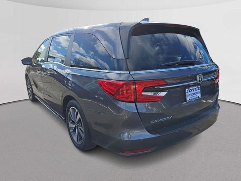 Certified 2022 Honda Odyssey Touring image 7