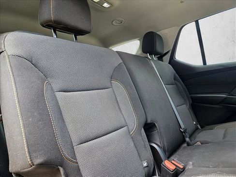 Used 2020 Chevrolet Traverse LS FWD image 13