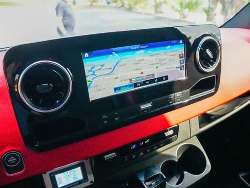 Used 2019 Mercedes-Benz Sprinter 4x4 170 image 34