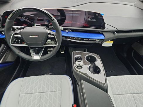 New 2026 Cadillac Optiq V AWD/4WD image 22