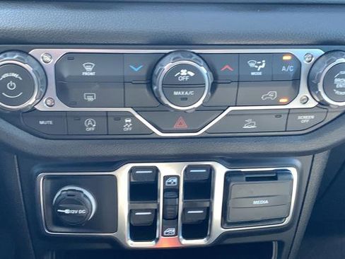 New 2026 Jeep Wrangler Unlimited Sport AWD/4WD image 31