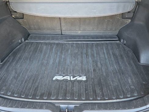 Used 2020 Toyota RAV4 XSE w/ XSE Grade Weather Package AWD/4WD image 20
