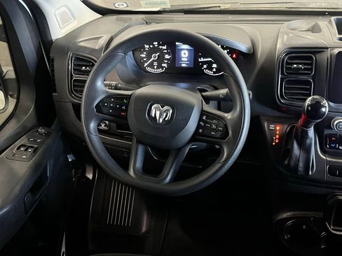 Used 2025 RAM ProMaster 2500 w/ Convenience Group image 28