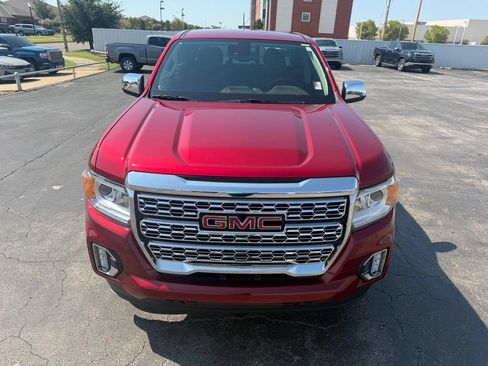 Used 2022 GMC Canyon Denali RWD image 9