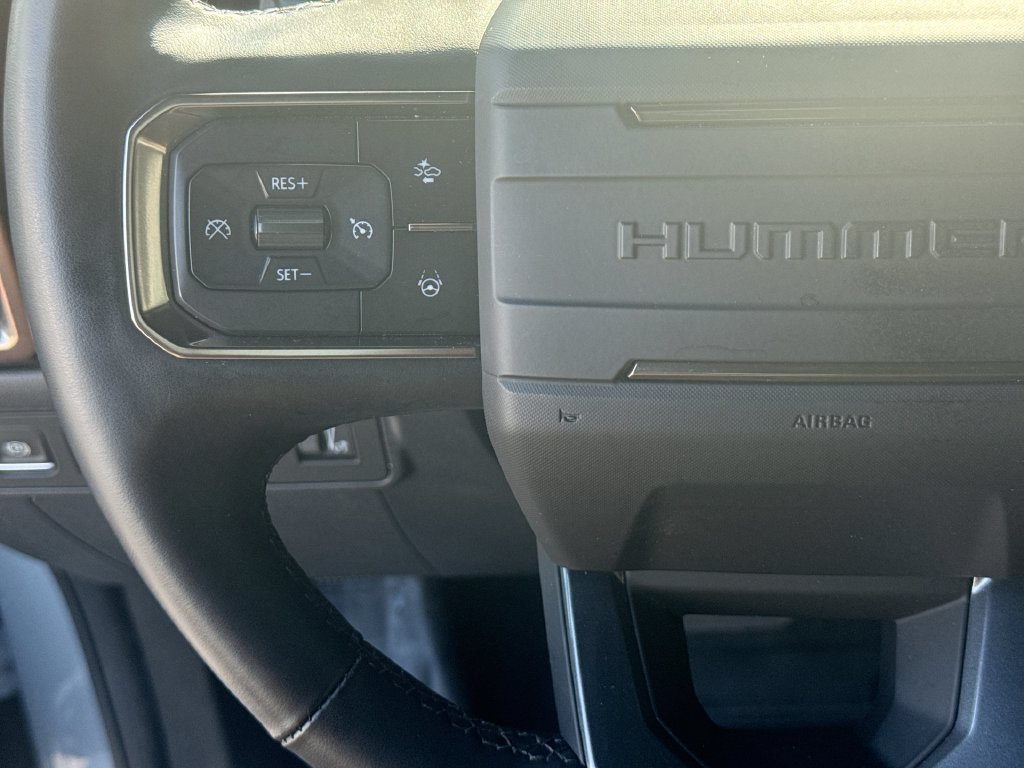 Used 2025 GMC Hummer EV 3X AWD/4WD image 17