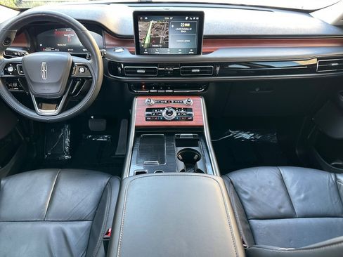 Used 2023 Lincoln Aviator Reserve w/ Equipment Group 201A image 13