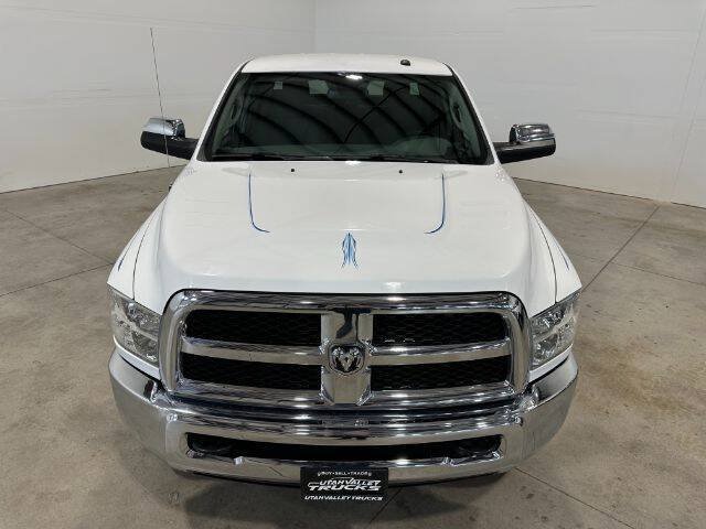 Used 2016 RAM 2500 Tradesman w/ Chrome Appearance Group AWD/4WD image 4