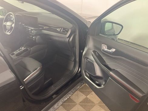 Used 2023 Ford Escape ST-Line w/ Tech Pack #1 image 17