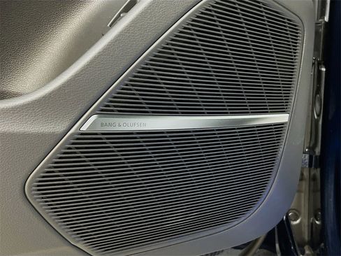 New 2026 Audi Q8 Premium Plus image 21