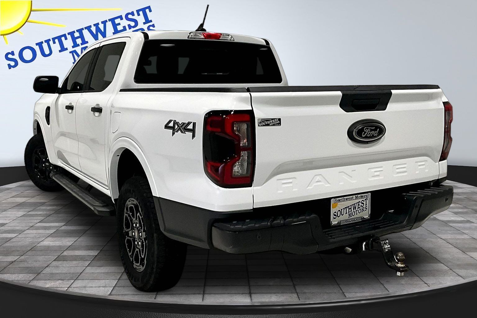 Used 2025 Ford Ranger XLT w/ Black Appearance Package AWD/4WD image 5
