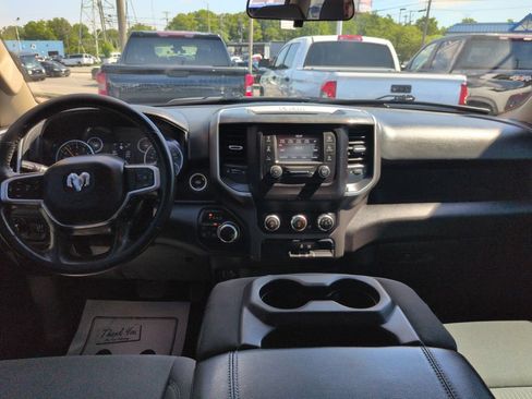 Used 2020 RAM 1500 Big Horn AWD/4WD image 12