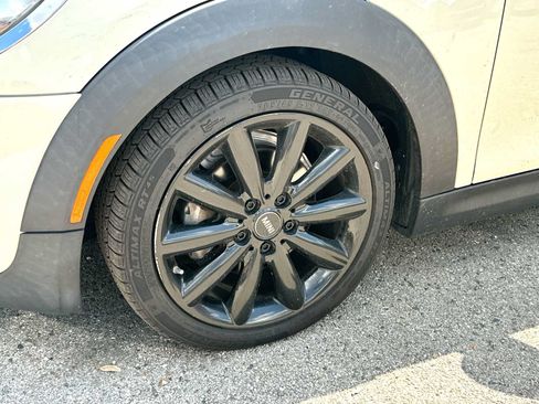 Used 2018 MINI Cooper 2-Door Hardtop FWD image 2