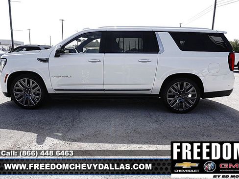 Used 2025 GMC Yukon XL Denali Ultimate AWD/4WD image 4