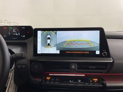 New 2026 Toyota Prius Plug-In Hybrid FWD image 23