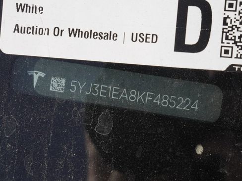 Used 2019 Tesla Model 3 Standard Range Plus image 21