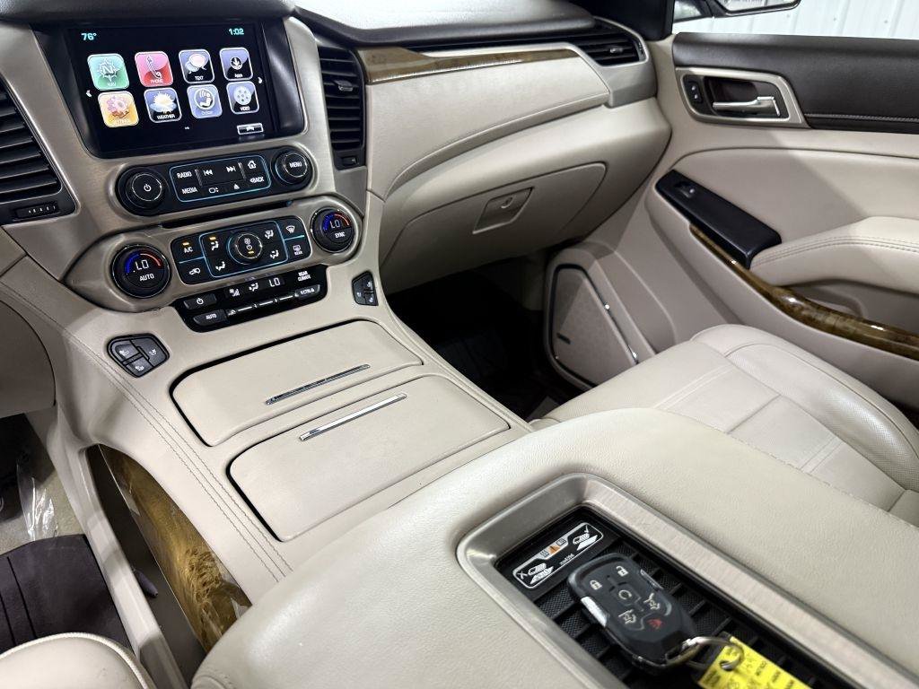 Used 2017 GMC Yukon XL Denali w/ Open Road Package AWD/4WD image 25