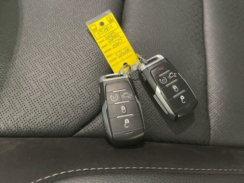 Used 2022 RAM 1500 Laramie image 25