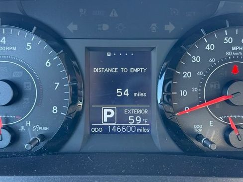 Used 2015 Toyota Sienna LE FWD image 13