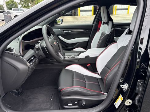 New 2026 Cadillac CT5 V Blackwing w/ Carbon Fiber 2 Package RWD image 15
