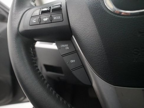 Used 2012 MAZDA MAZDA3 i Touring image 19