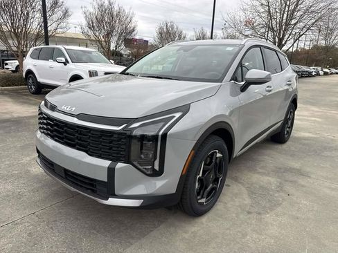 New 2026 Kia Sportage EX AWD/4WD image 3