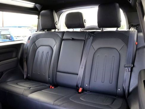 Used 2022 Land Rover Defender 90 X-Dynamic HSE image 22