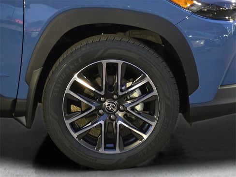 New 2026 Toyota Corolla Cross XLE image 11