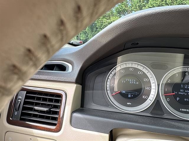 Used 2013 Volvo XC70 3.2 AWD/4WD image 5