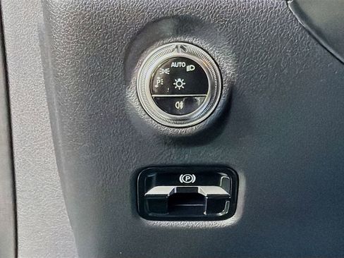 New 2026 Mercedes-Benz CLE 53 AMG 4MATIC Coupe image 11