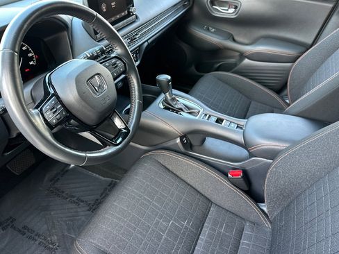 Used 2024 Honda HR-V Sport image 4